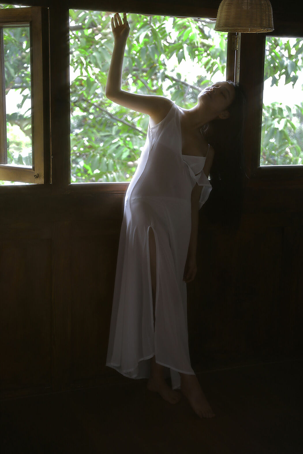 YiTuYu艺图语 Vol.10595 Suan La Yu (10P)