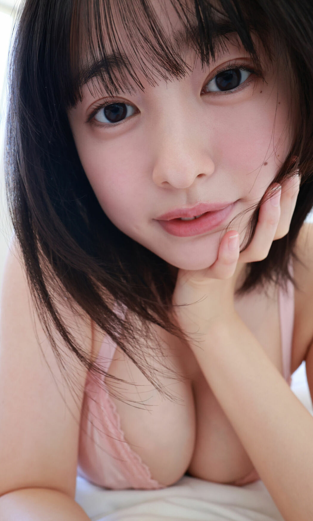 JP Miu Shirahama 白濱美兎 – デジタル限定 写真集 なぁぜなぁぜ (68P)