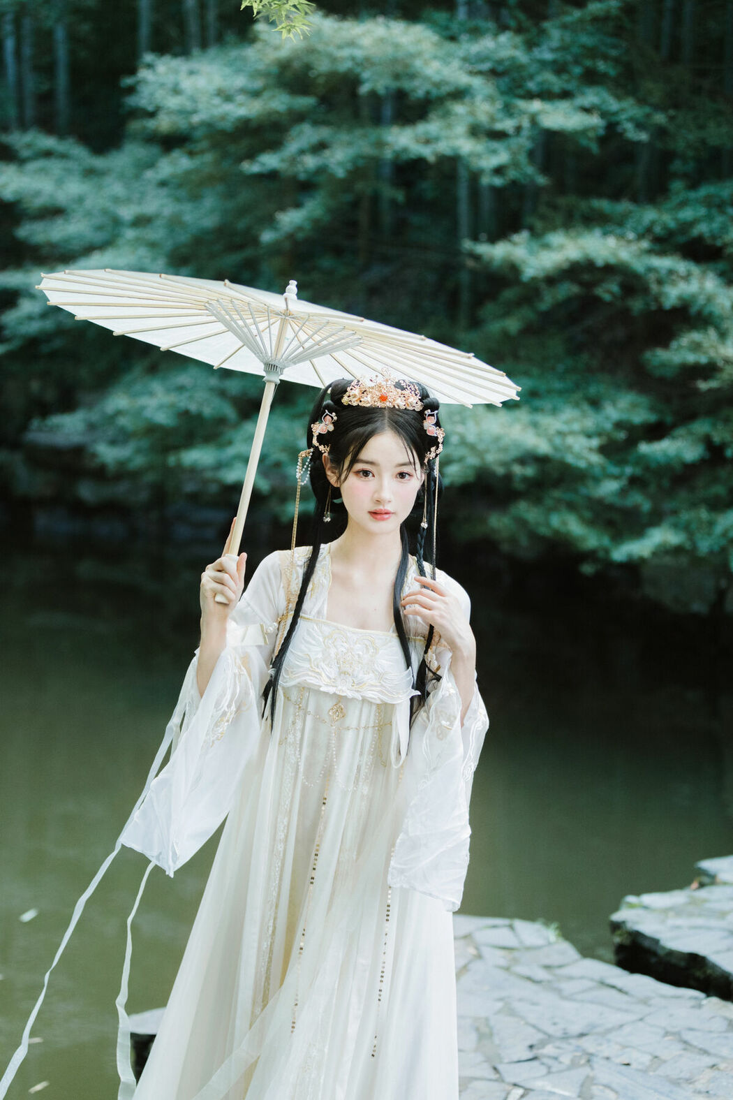 YiTuYu艺图语 Vol.10604 Yi Rui (32P)