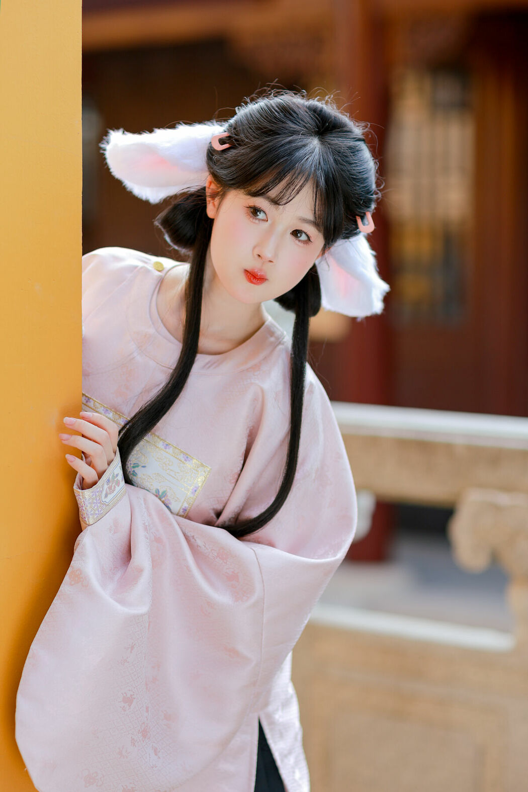 YiTuYu艺图语 Vol.10597 Xiao E Jiang Jiang Jiang (15P)