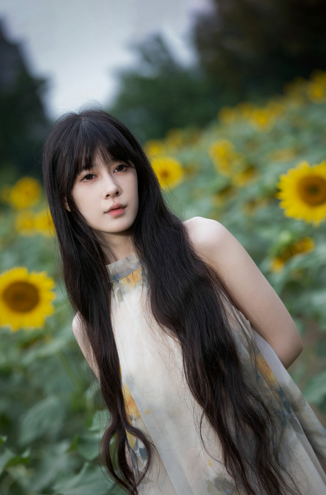 YiTuYu艺图语 Vol.10598 Ye Zi (12P)