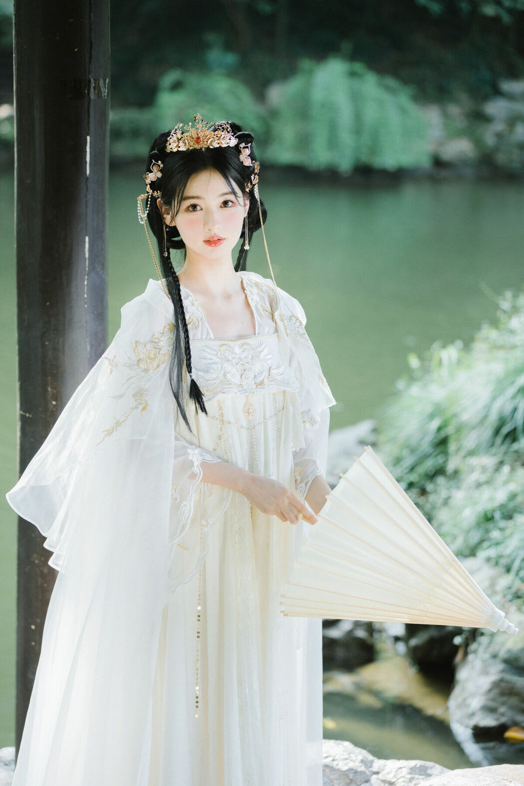 YiTuYu艺图语 Vol.10604 Yi Rui (32P)