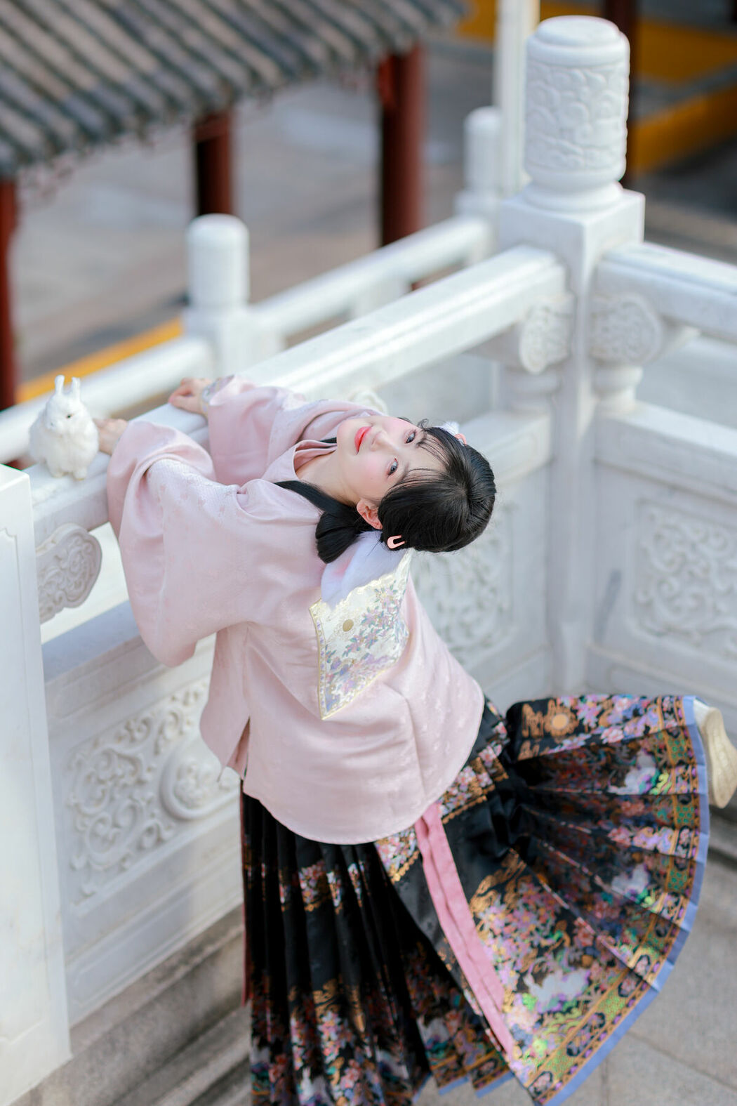 YiTuYu艺图语 Vol.10597 Xiao E Jiang Jiang Jiang (15P)