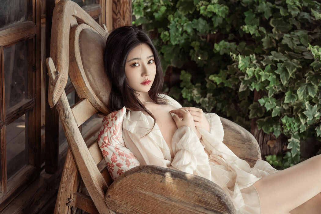 Coser@年年Nnian – 浅夏 (61P)