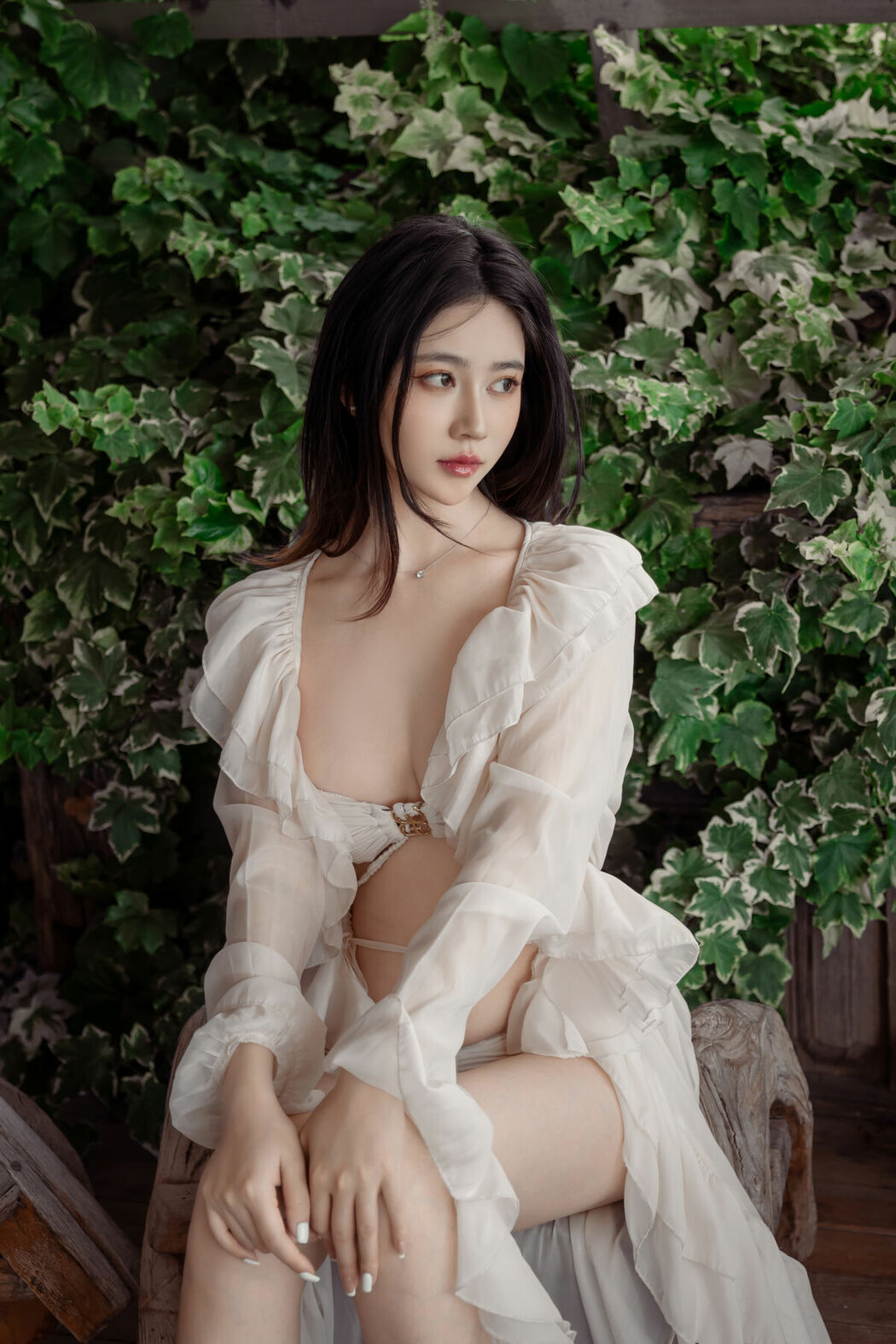 Coser@年年Nnian – 浅夏 (61P)