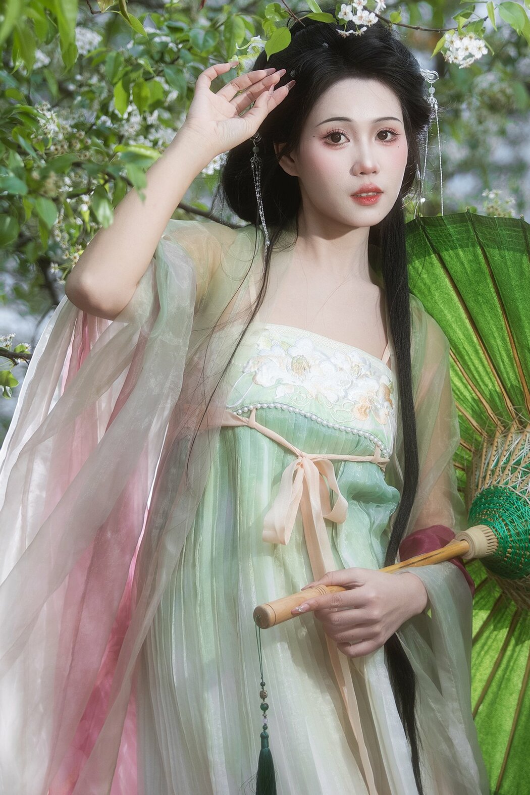 YiTuYu艺图语 Vol.10606 A Cheng Cheng (21P) Cover Photo