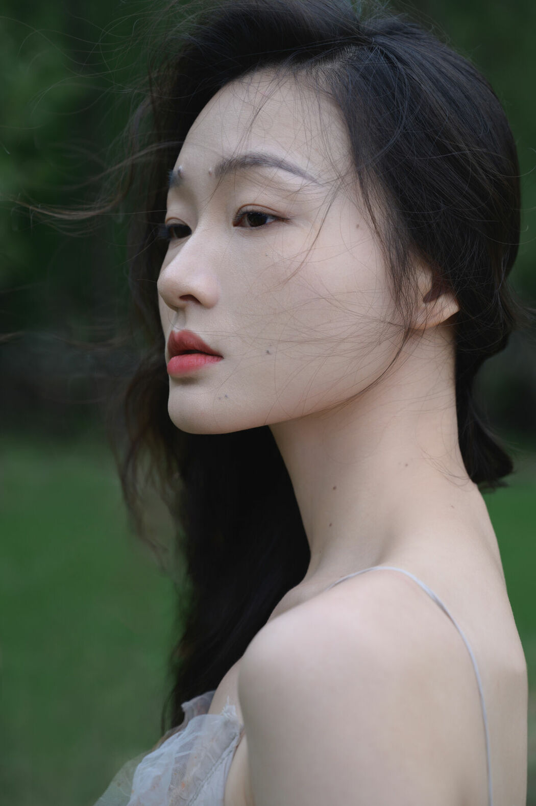 YiTuYu艺图语 Vol.10617 Yi Ming (19P)