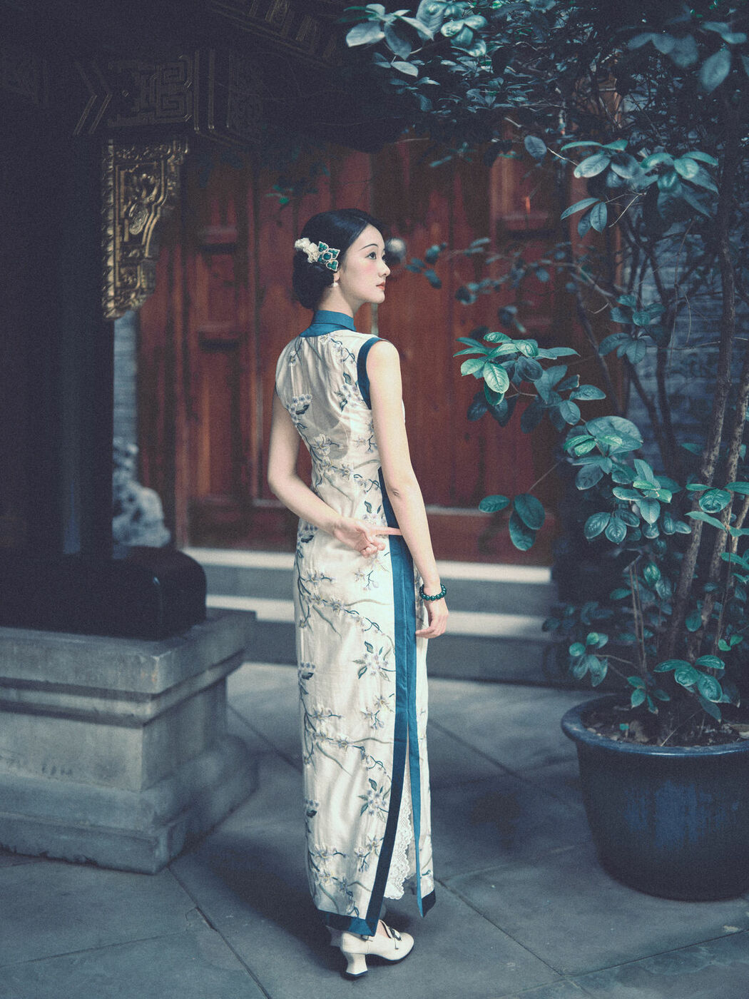 YiTuYu艺图语 Vol.10616 Yao Guai Na Li Tao (21P)