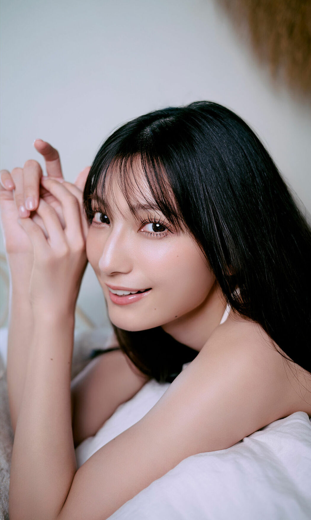 JP Marika Kono 高野麻里佳 – デジタル限定 写真集 embrace My Girl (52P)