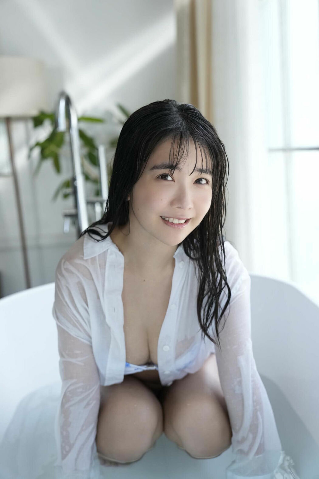 JP Amau Kisumi 天羽希純 – デジタル写真集 濡羽色のテンプテーション デジタルブルグラ (38P)