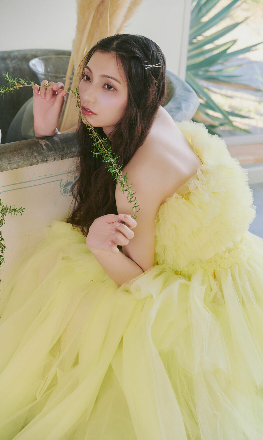 JP Marika Kono 高野麻里佳 – デジタル限定 写真集 embrace My Girl (52P)