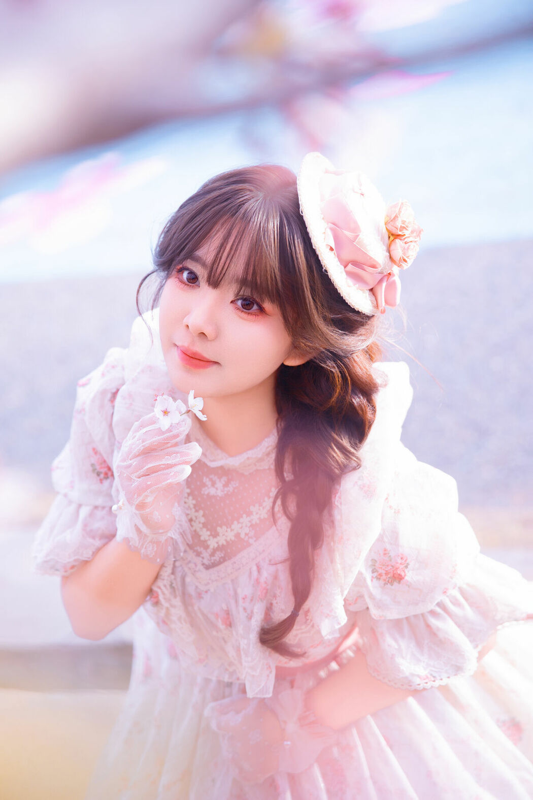 YiTuYu艺图语 Vol.10626 Liu Liu (31P)