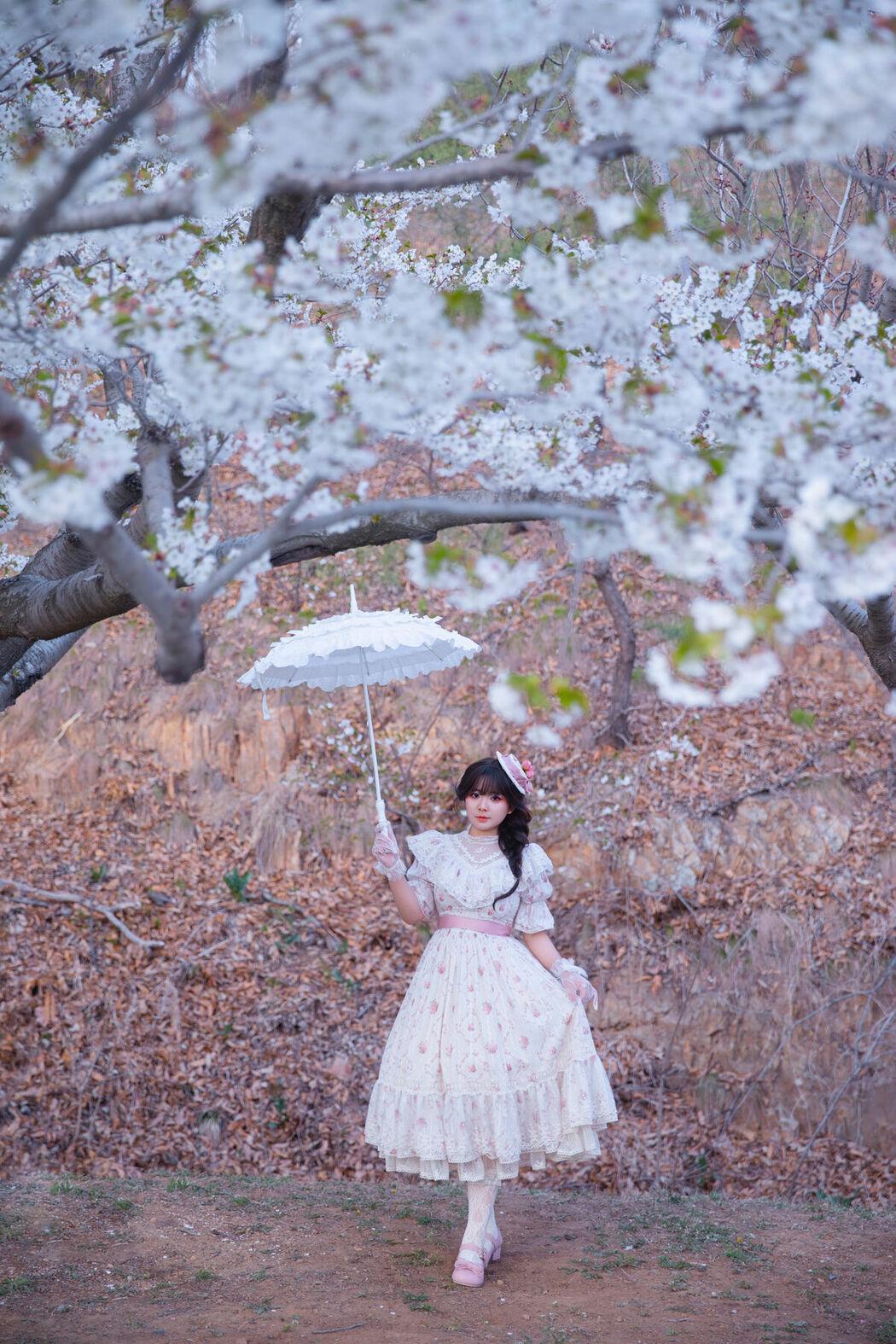 YiTuYu艺图语 Vol.10626 Liu Liu (31P)
