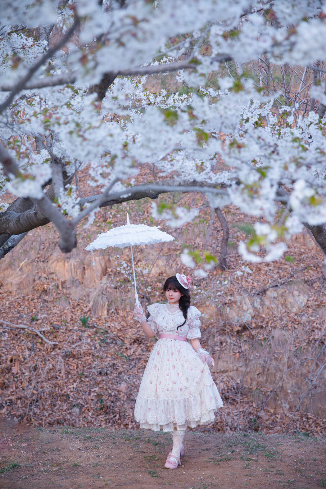 YiTuYu艺图语 Vol.10626 Liu Liu (31P)