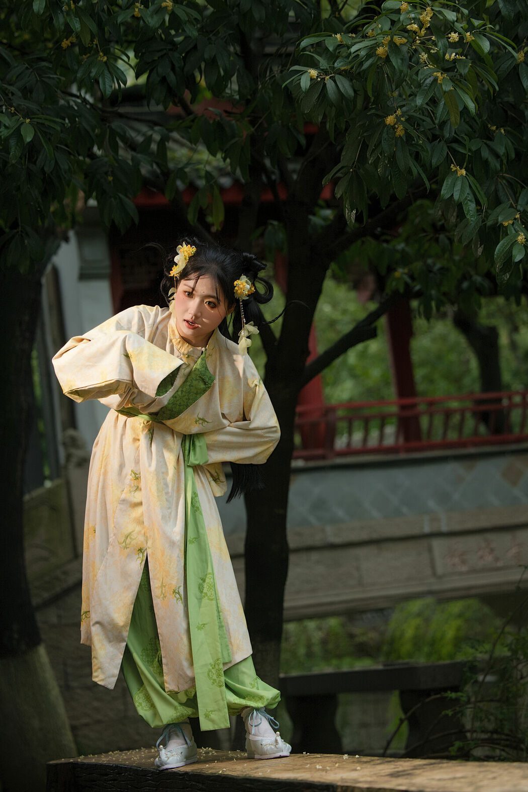 YiTuYu艺图语 Vol.10624 Yu Tong (17P)