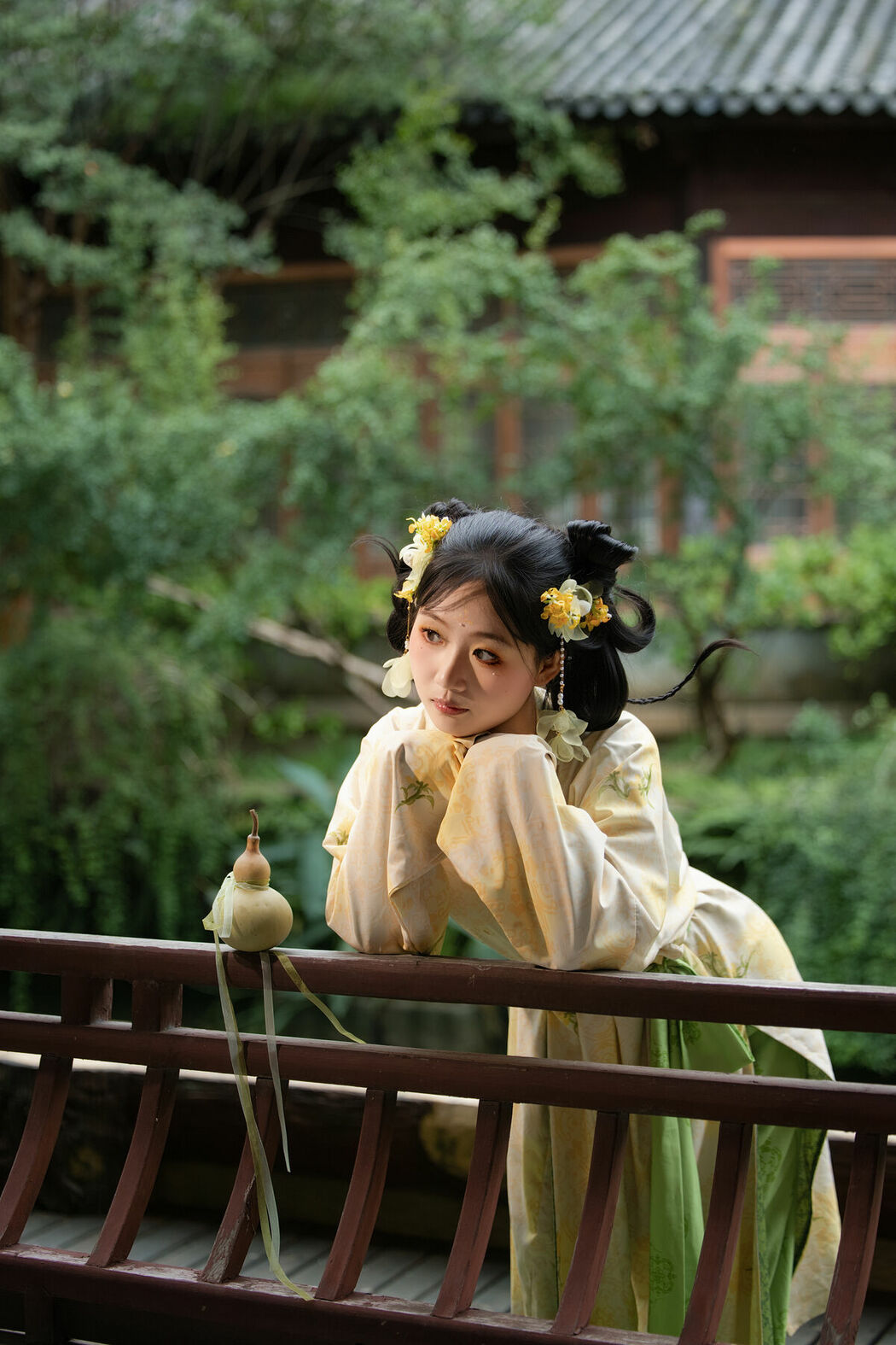 YiTuYu艺图语 Vol.10624 Yu Tong (17P)