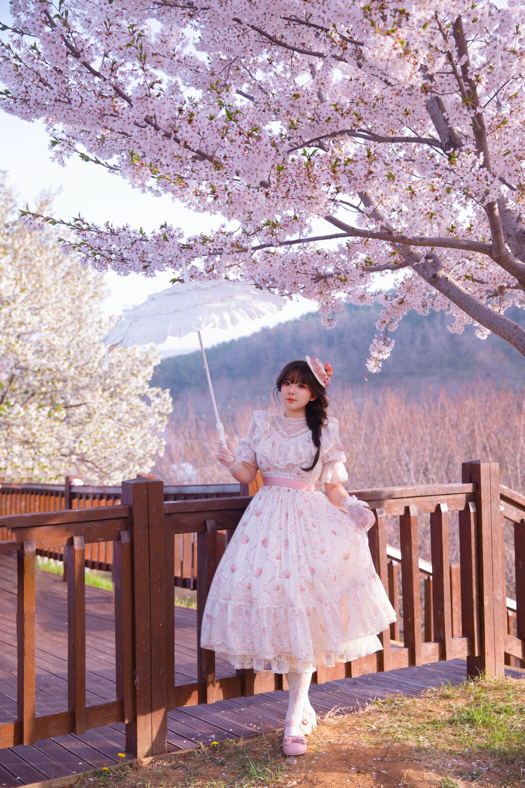 YiTuYu艺图语 Vol.10626 Liu Liu (31P)