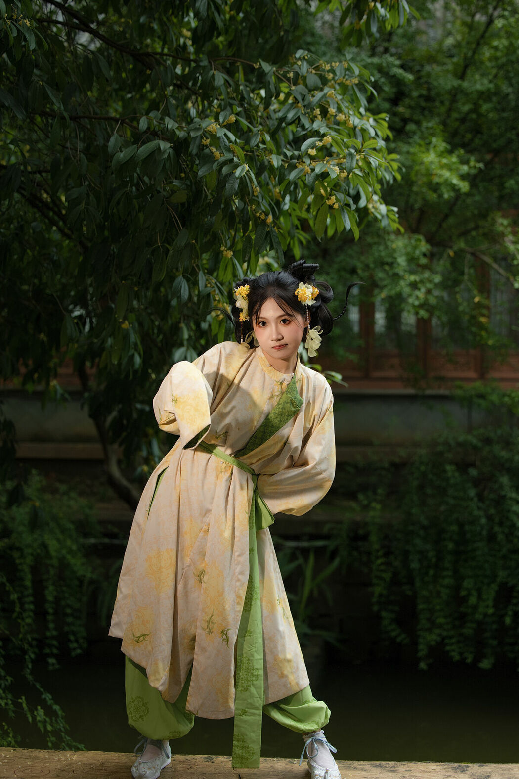 YiTuYu艺图语 Vol.10624 Yu Tong (17P)
