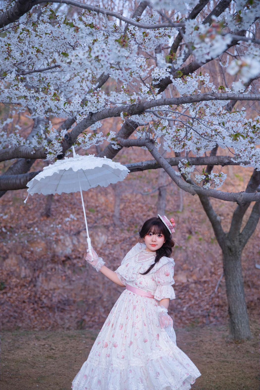 YiTuYu艺图语 Vol.10626 Liu Liu (31P)