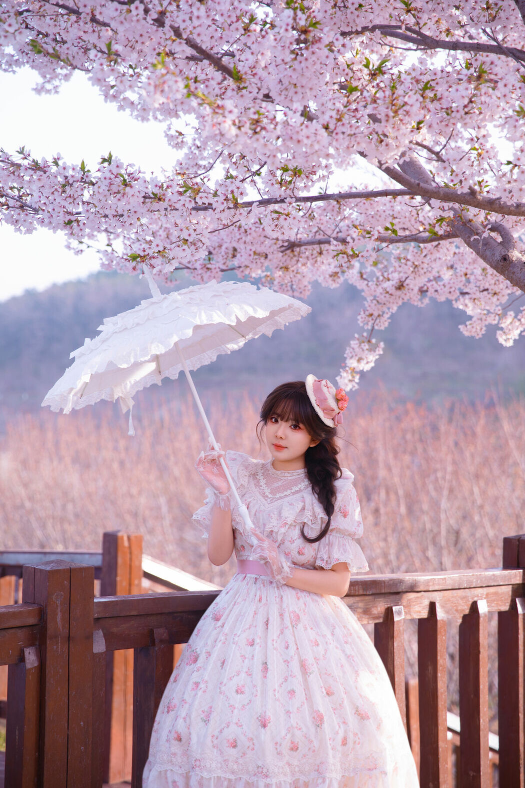 YiTuYu艺图语 Vol.10626 Liu Liu (31P)