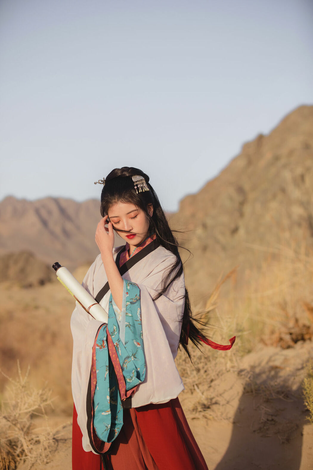YiTuYu艺图语 Vol.9423 Dang Chu Jiao Ren Jia Xiao Tian Tian (23P)