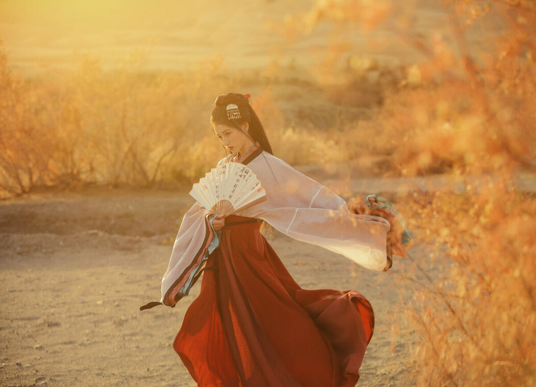 YiTuYu艺图语 Vol.9423 Dang Chu Jiao Ren Jia Xiao Tian Tian (23P)