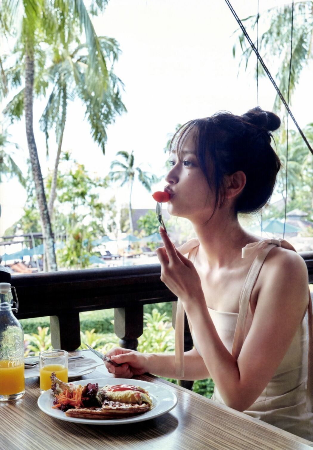 JP Kumi Sasaki 佐々木久美 – 日向坂46 佐々木久美 1st写真集 めくる日々 Part02 (68P)
