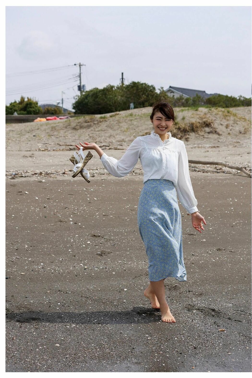 JP Yuuna Mitake 三岳ゆうな – 潮騒が聞こえる場所 (59P)