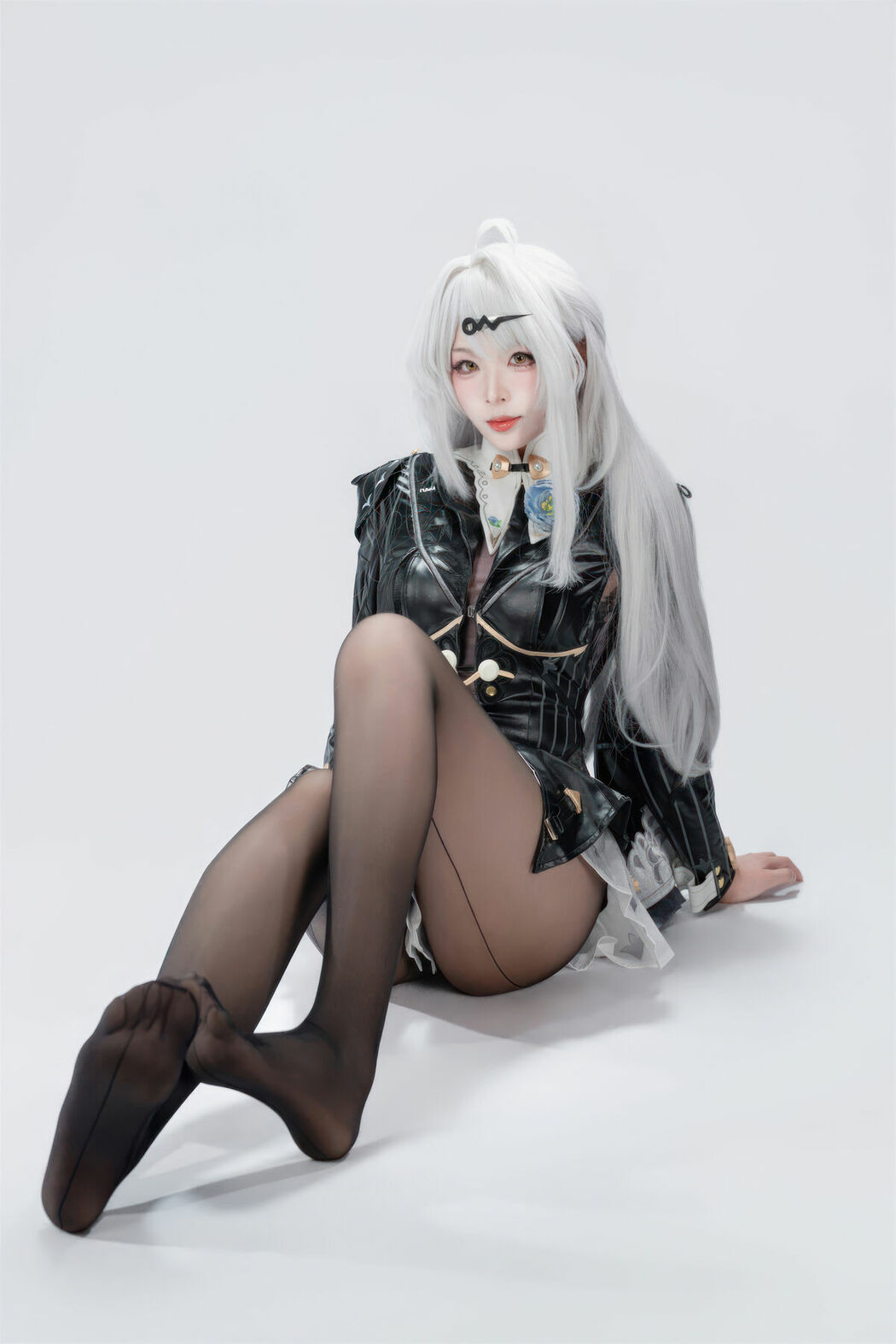 Coser@轩萧学姐 – 绝区零 仪玄-墨形影踪 Part02 (51P)