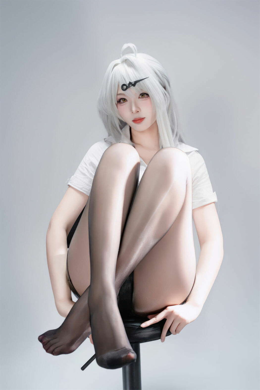 Coser@轩萧学姐 – 绝区零 仪玄-墨形影踪 Part02 (51P)