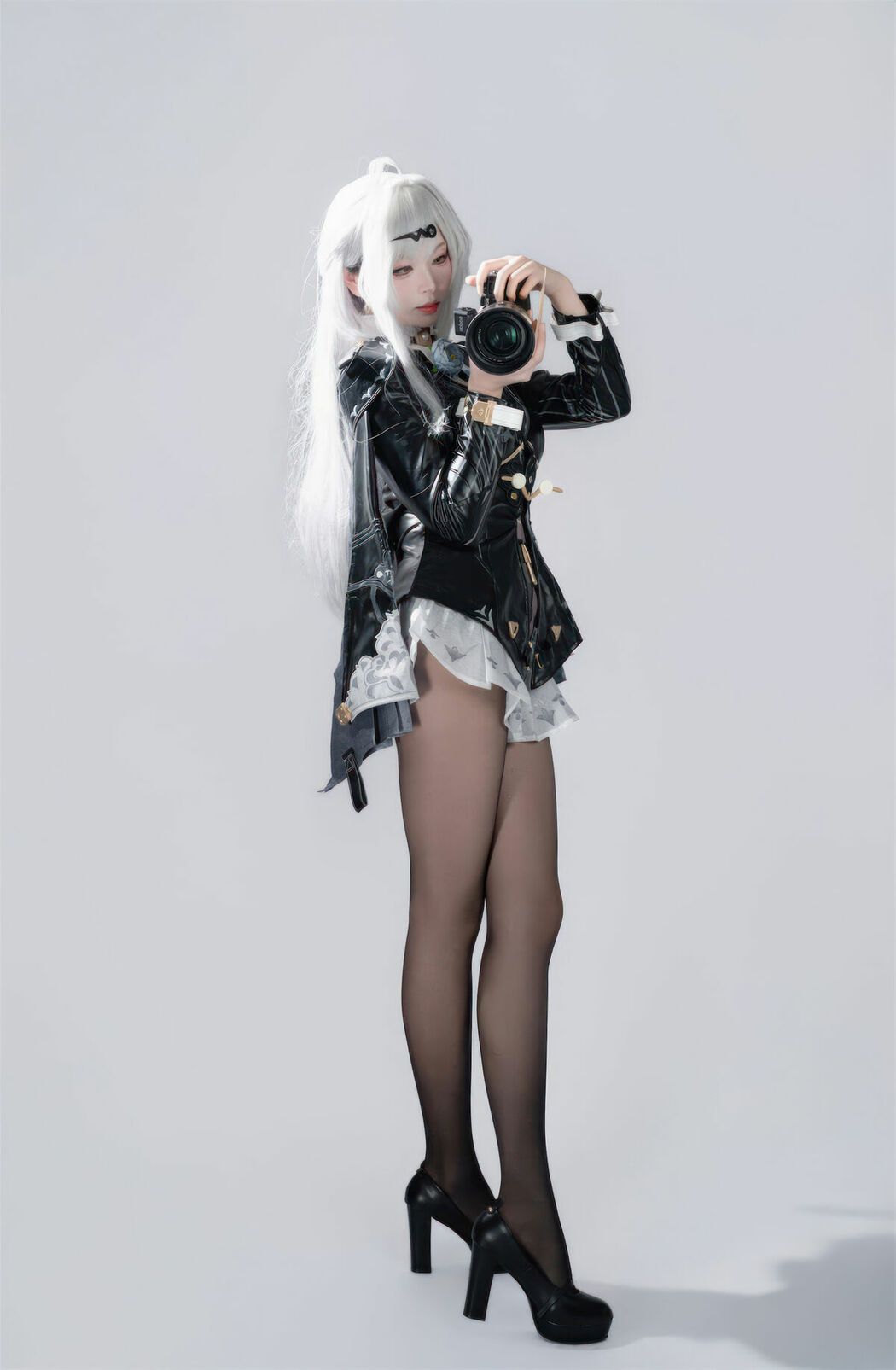 Coser@轩萧学姐 – 绝区零 仪玄-墨形影踪 Part02 (51P)