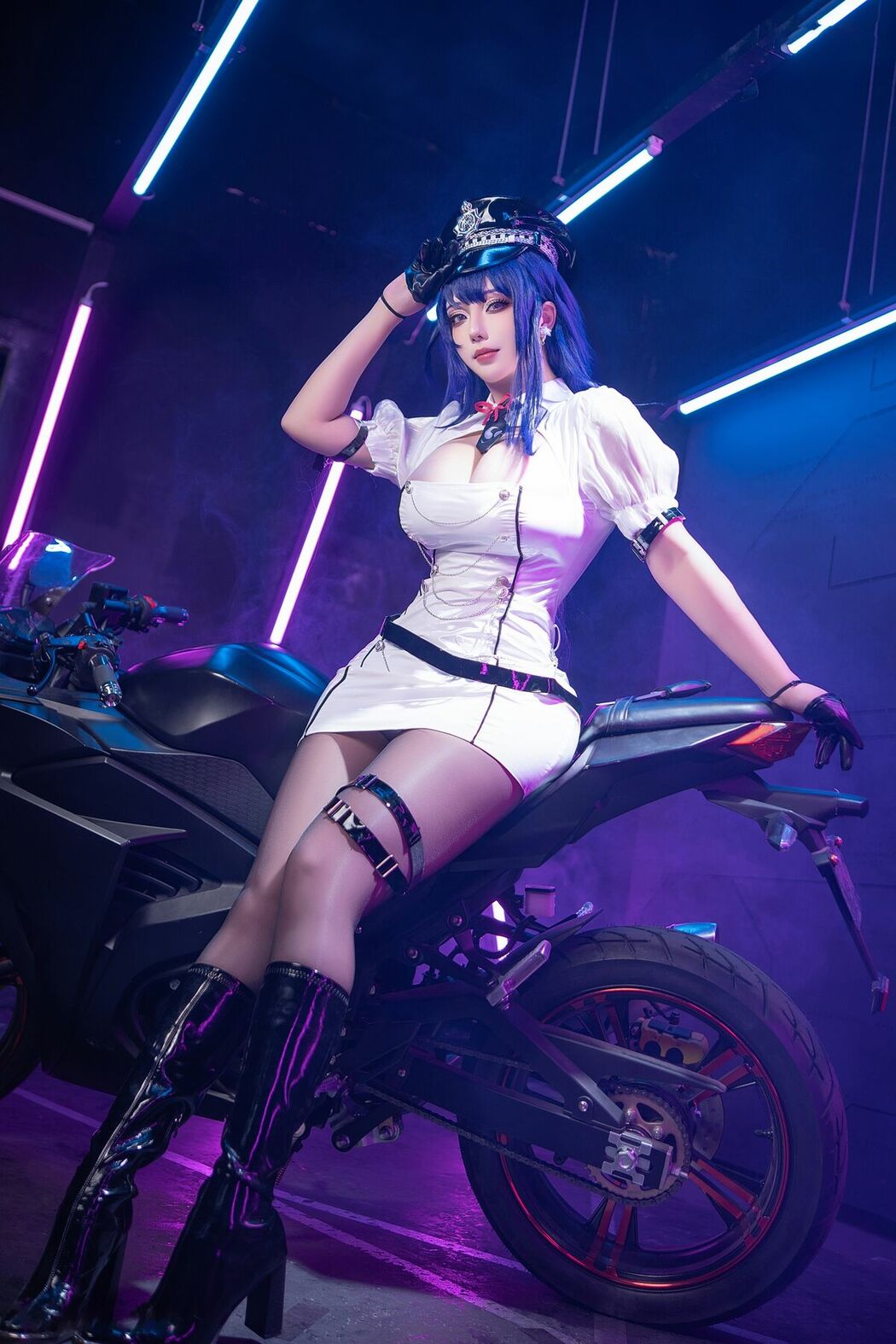 Coser@菌烨tako – 原神 雷电将军赛车 (13P)