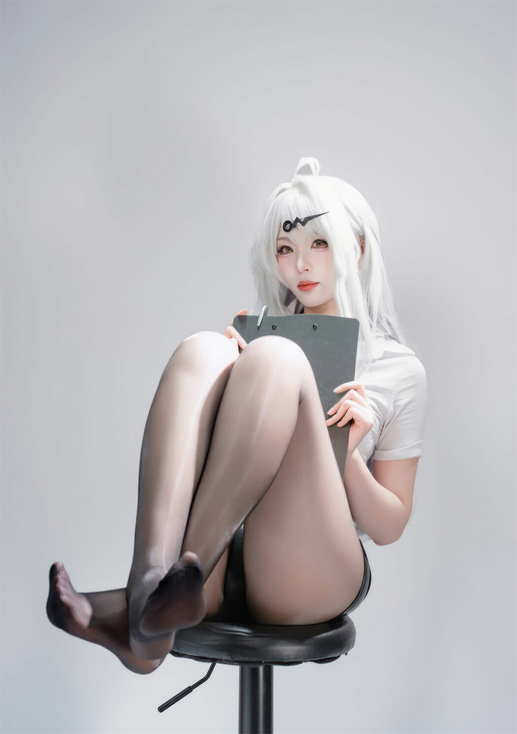 Coser@轩萧学姐 – 绝区零 仪玄-墨形影踪 Part02 (51P)