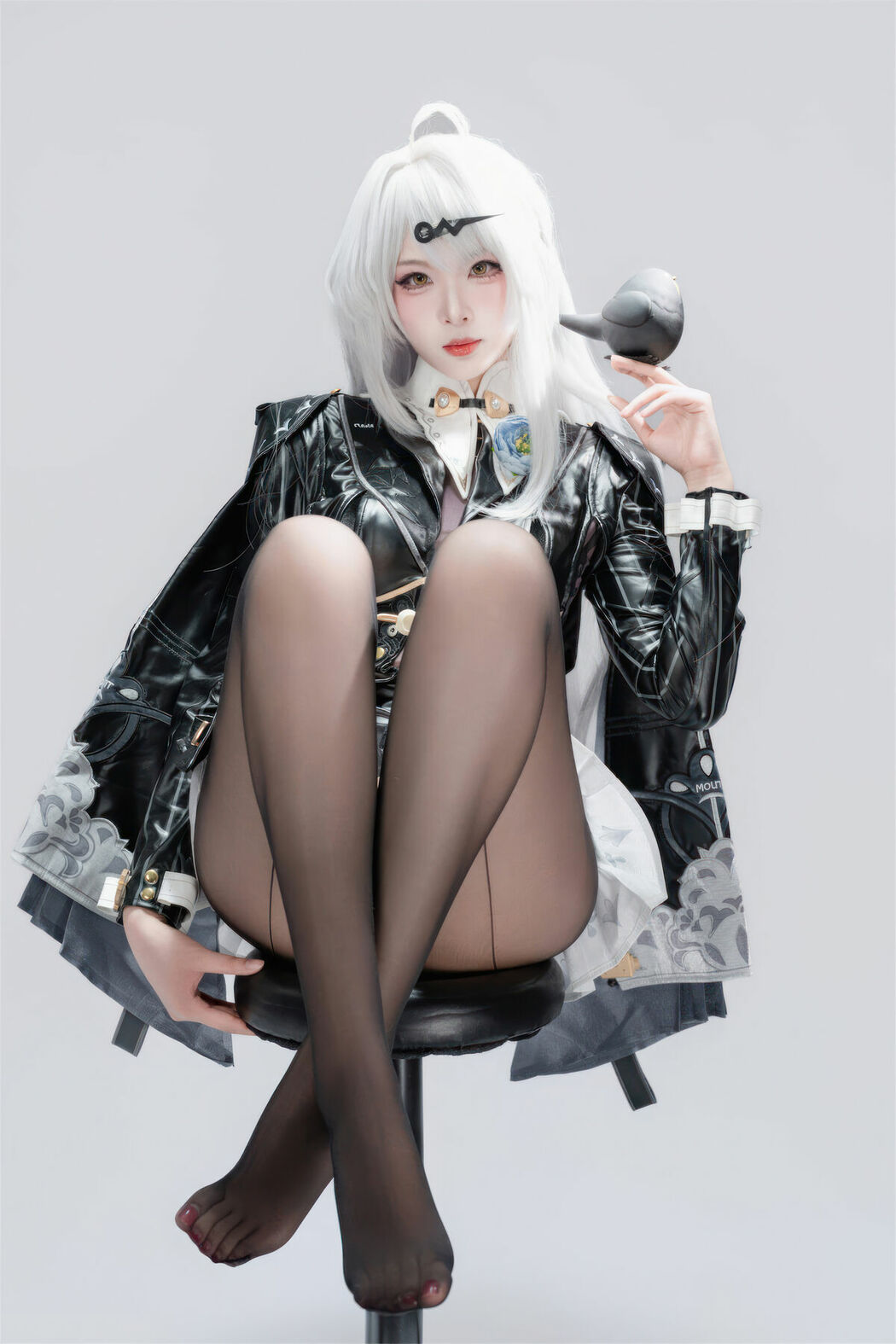 Coser@轩萧学姐 – 绝区零 仪玄-墨形影踪 Part01 (51P)