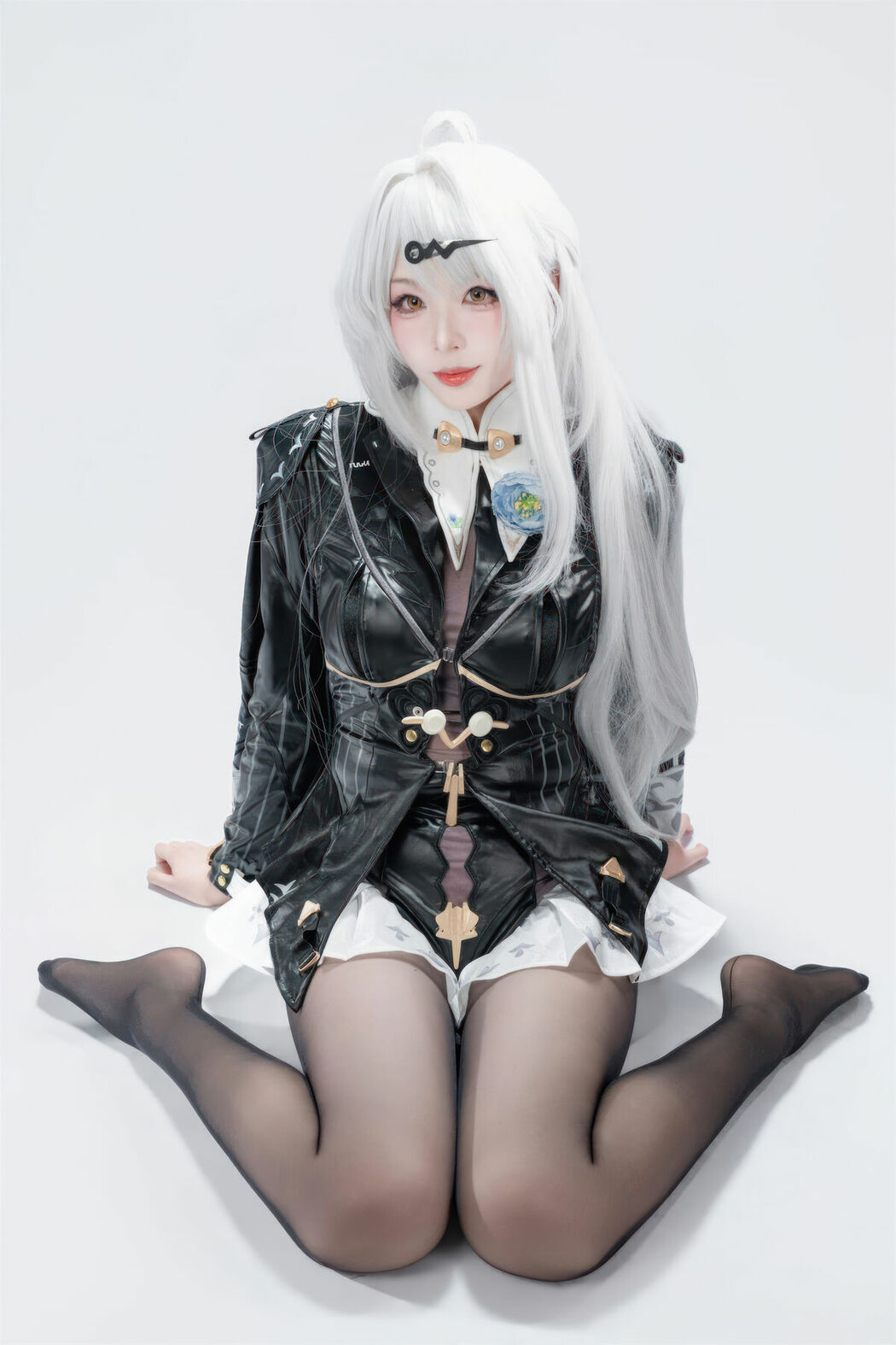 Coser@轩萧学姐 – 绝区零 仪玄-墨形影踪 Part01 (51P)