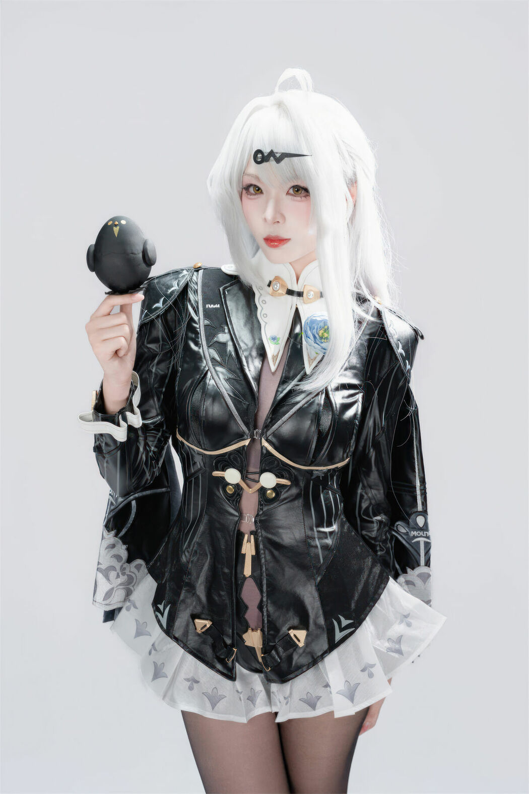 Coser@轩萧学姐 – 绝区零 仪玄-墨形影踪 Part01 (51P)