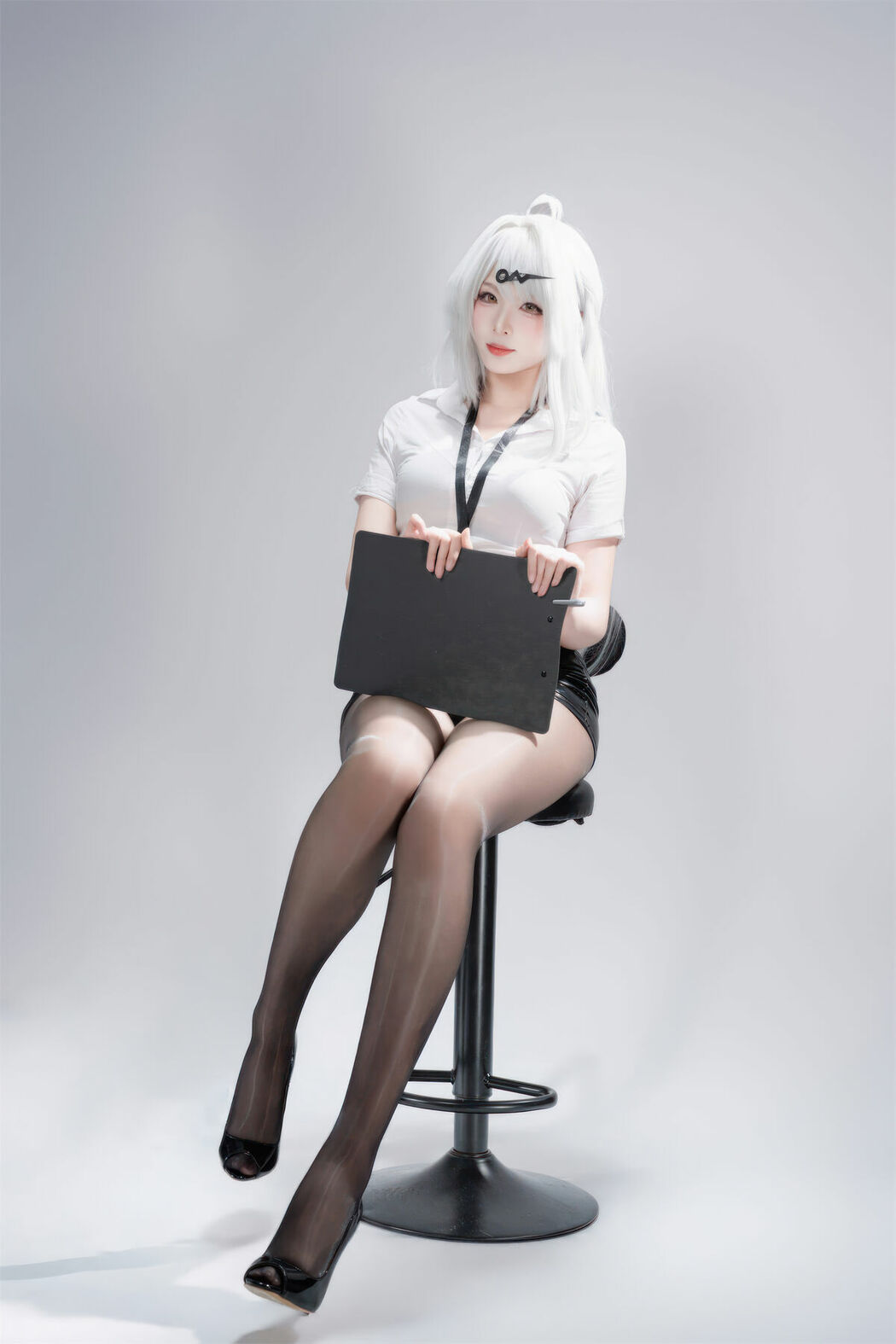 Coser@轩萧学姐 – 绝区零 仪玄-墨形影踪 Part02 (51P)