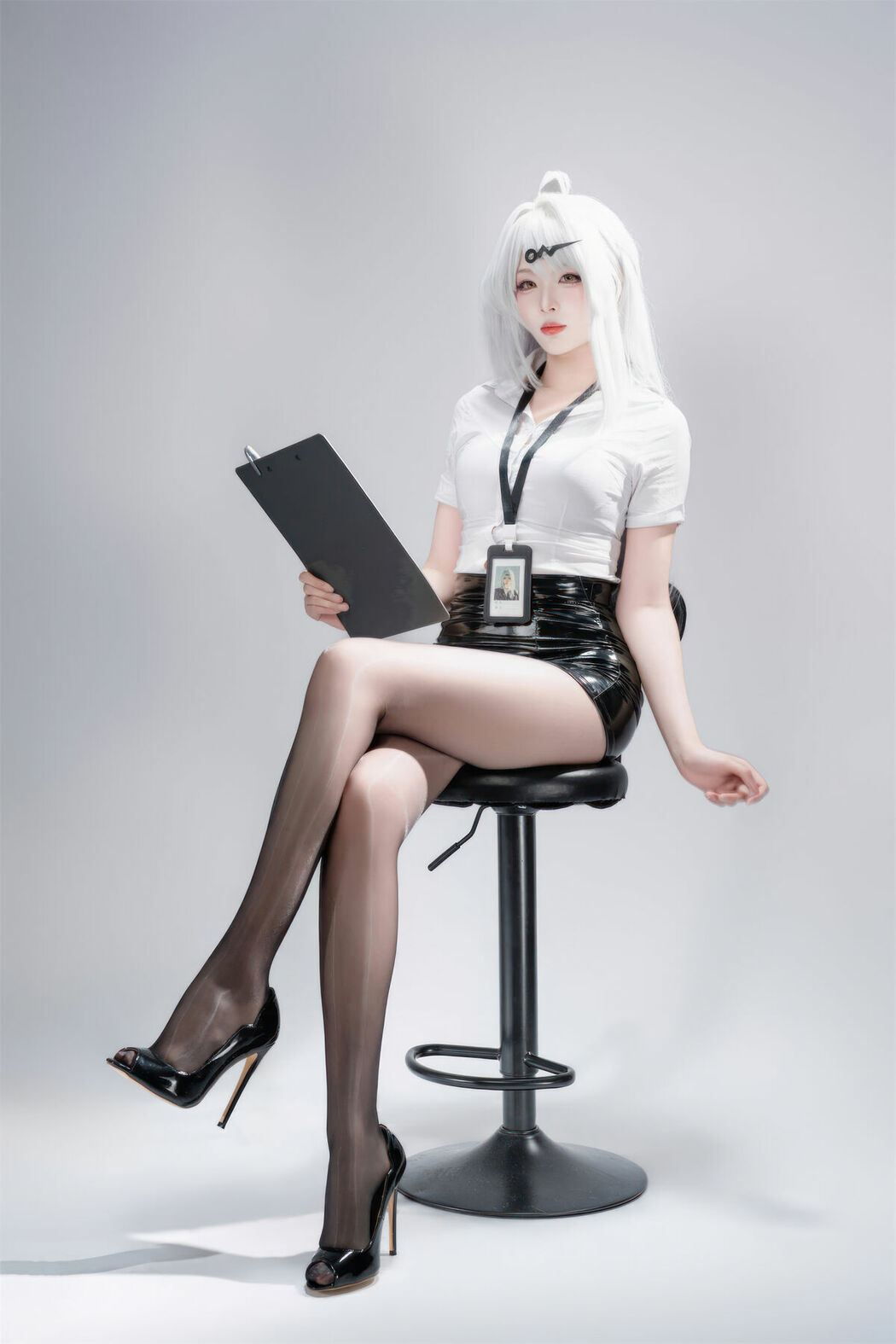 Coser@轩萧学姐 – 绝区零 仪玄-墨形影踪 Part02 (51P)
