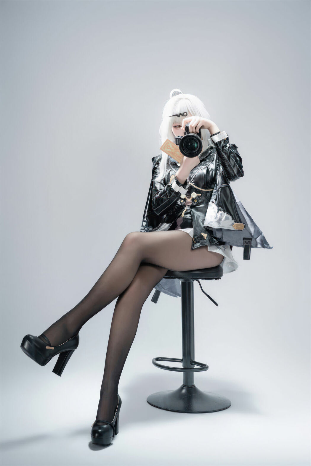 Coser@轩萧学姐 – 绝区零 仪玄-墨形影踪 Part01 (51P)