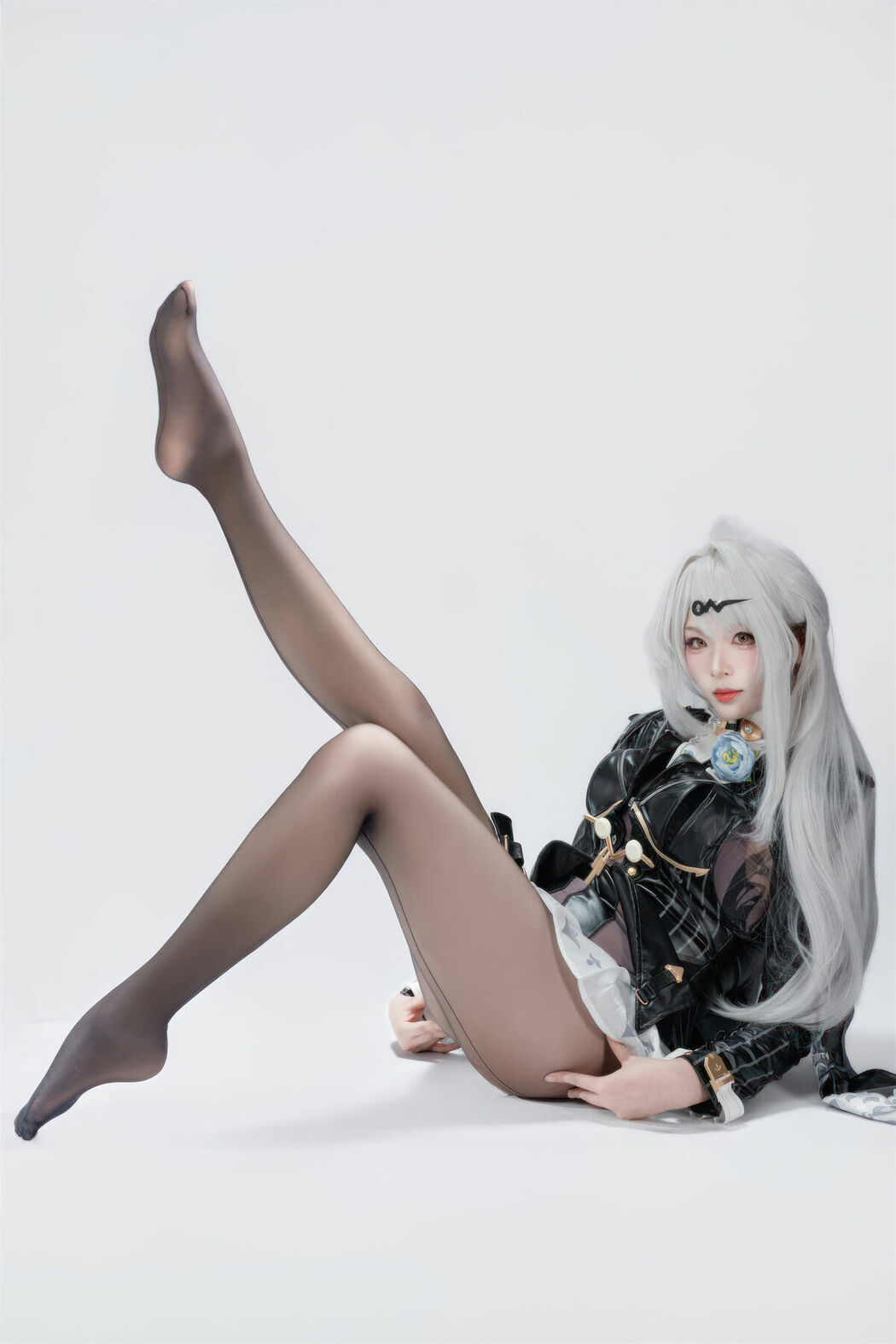 Coser@轩萧学姐 – 绝区零 仪玄-墨形影踪 Part02 (51P)