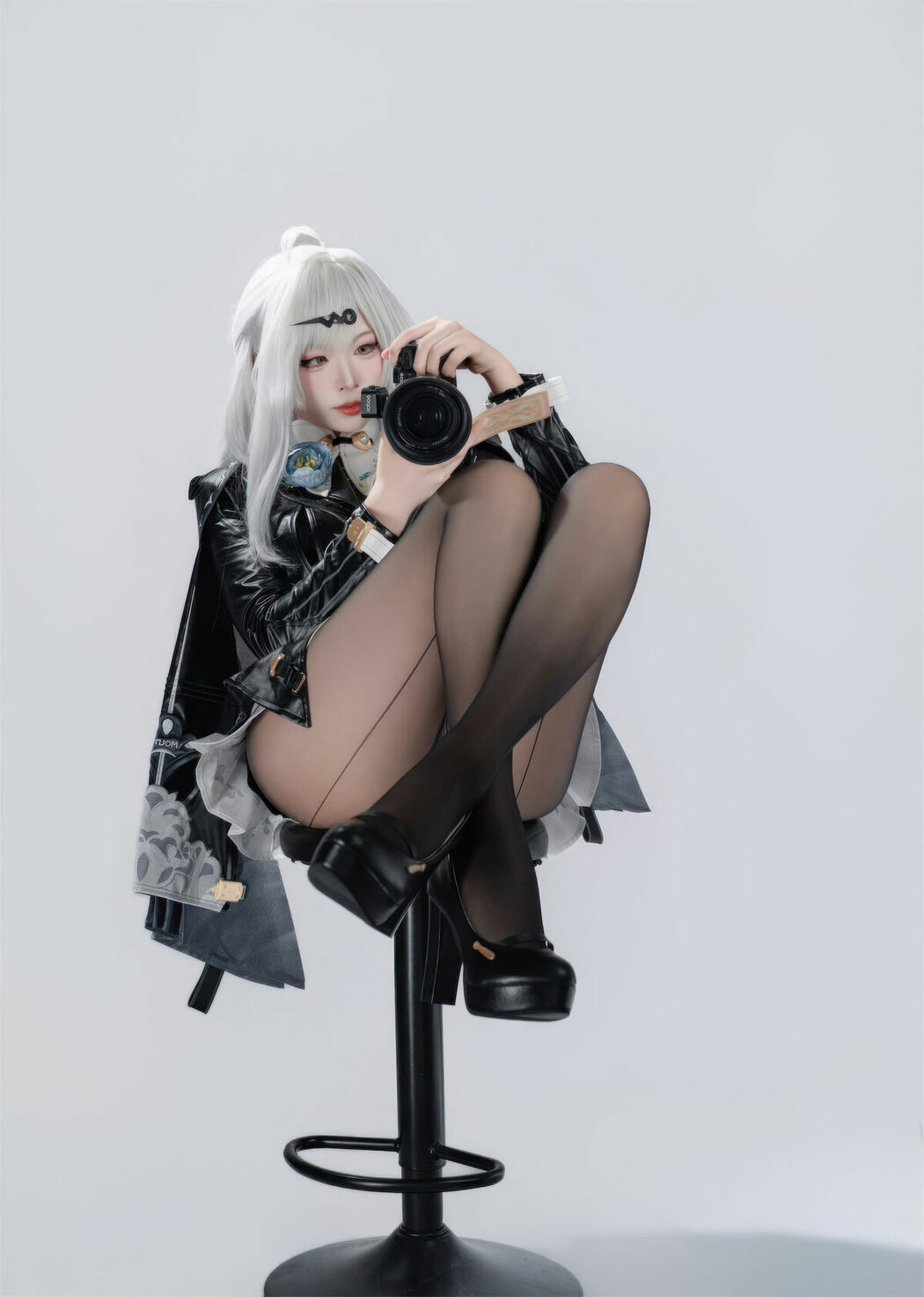 Coser@轩萧学姐 – 绝区零 仪玄-墨形影踪 Part02 (51P)