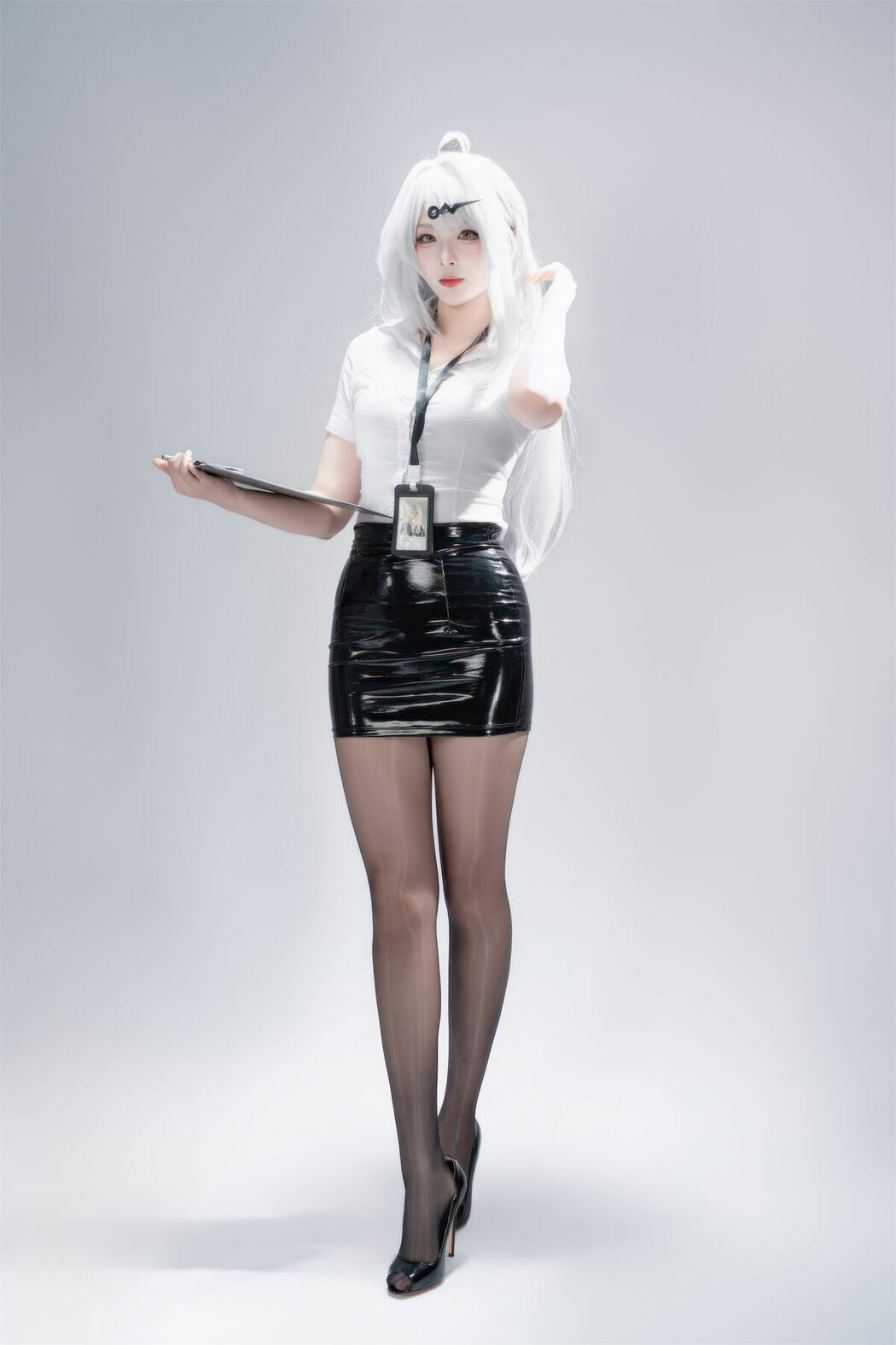 Coser@轩萧学姐 – 绝区零 仪玄-墨形影踪 Part02 (51P)
