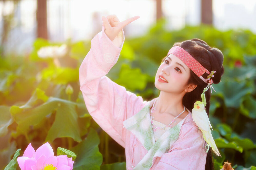 YiTuYu艺图语 Vol.9426 Xiao Du Tong Xue (58P)