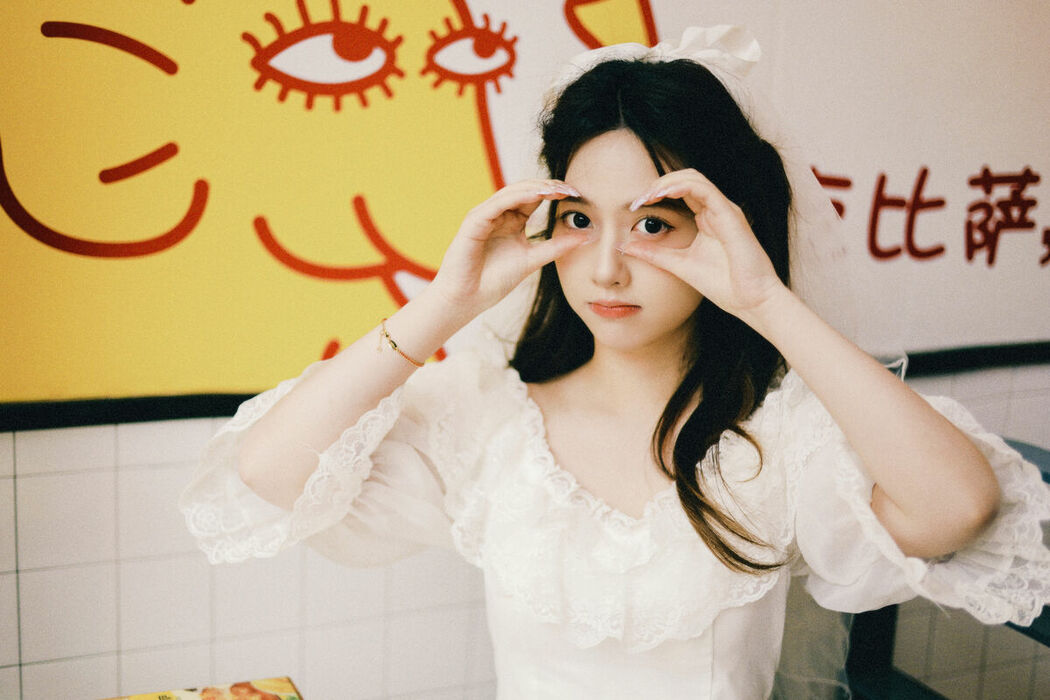 YiTuYu艺图语 Vol.9428 Ying Ying (25P)