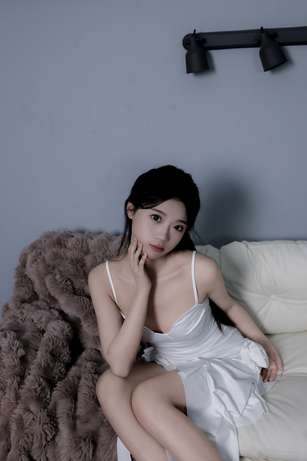 YiTuYu艺图语 Vol.9431 Lan Lan (32P)