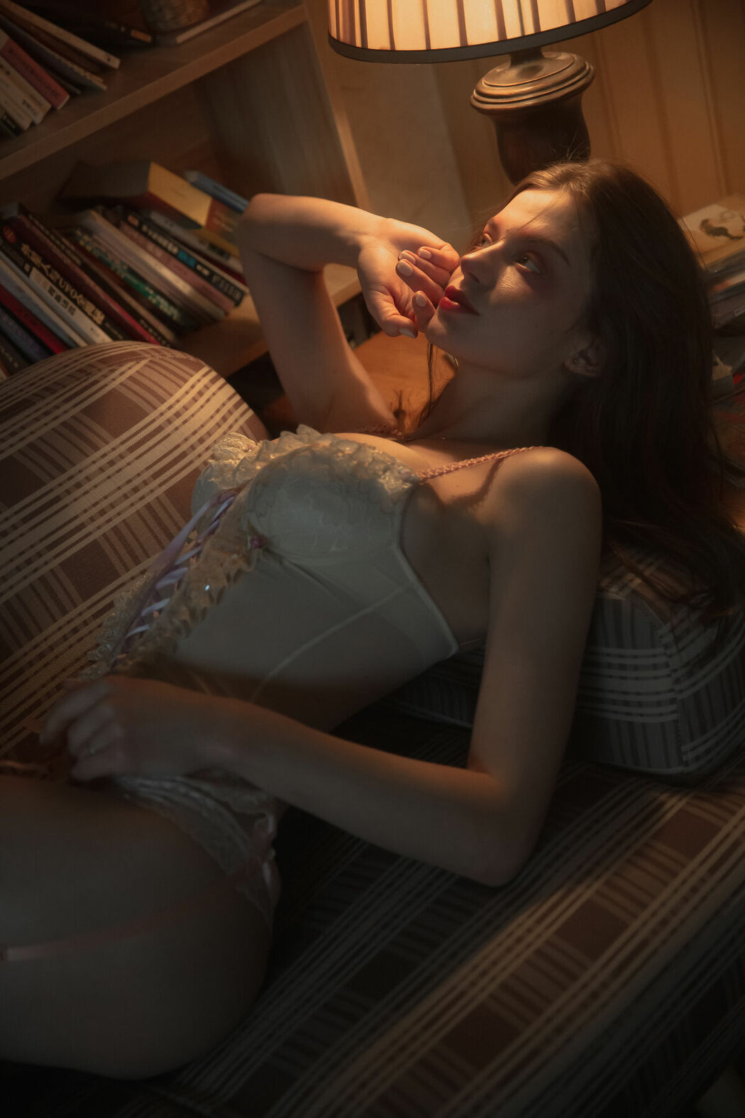 YiTuYu艺图语 Vol.9433 Zhu Li (15P)