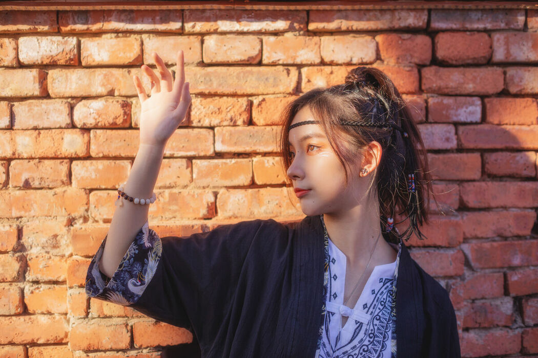 YiTuYu艺图语 Vol.9435 Xu Shi Qi Ma (18P)