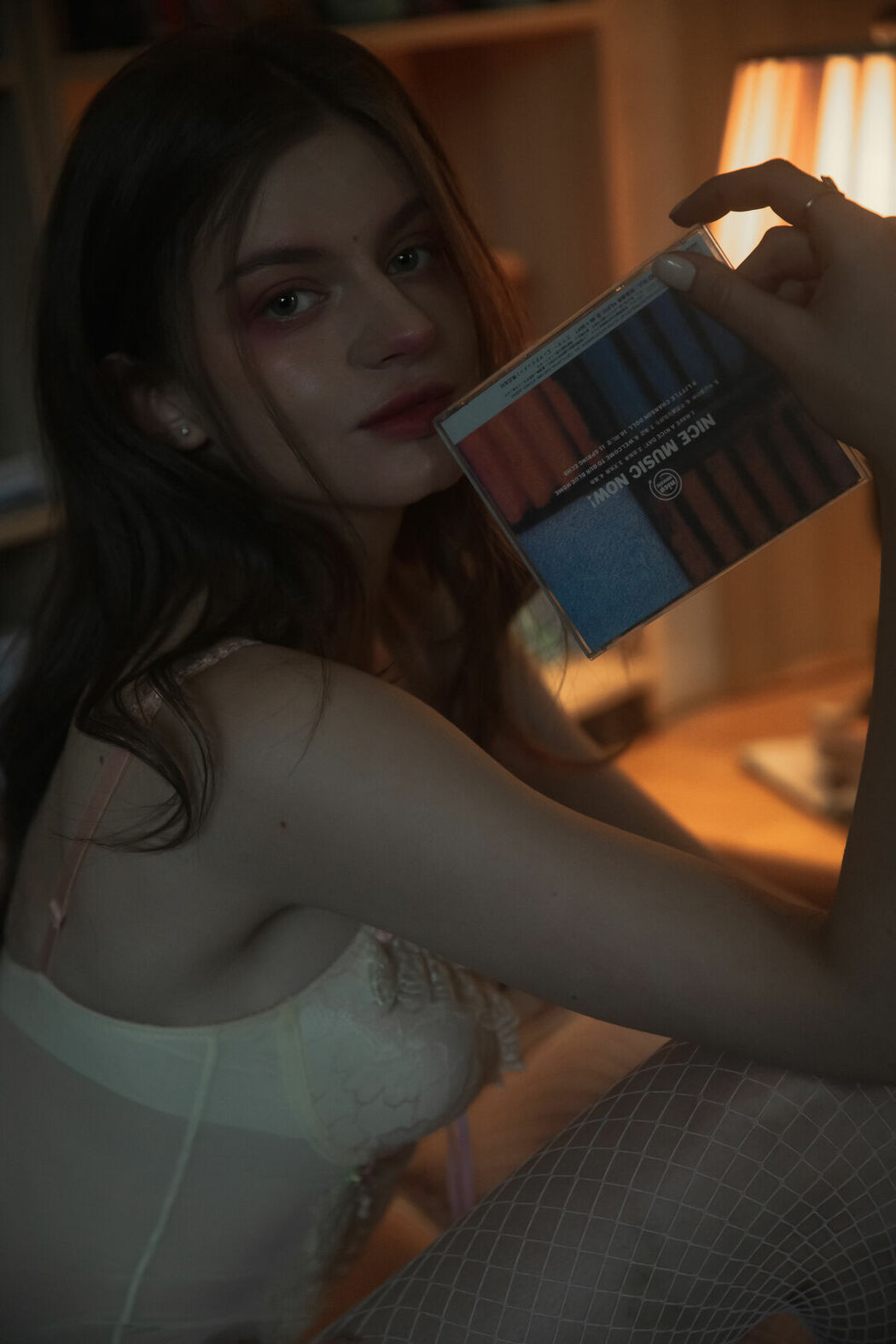 YiTuYu艺图语 Vol.9433 Zhu Li (15P)