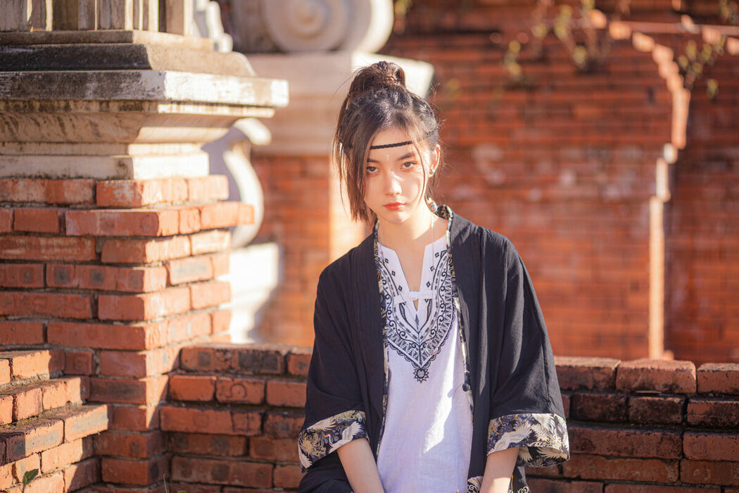 YiTuYu艺图语 Vol.9435 Xu Shi Qi Ma (18P)