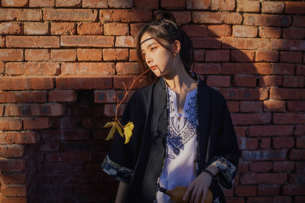 YiTuYu艺图语 Vol.9435 Xu Shi Qi Ma (18P)